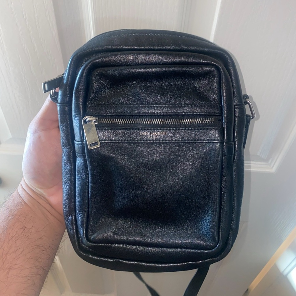 Yves Saint Laurent Black Leather Messenger Bag unisex